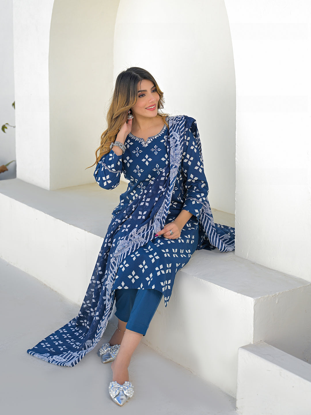 Blue Round Neck Cotton Straight Kurta Pant Set With Dupatta