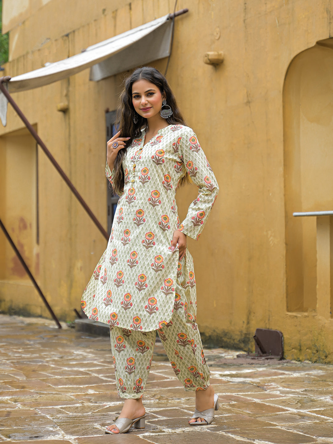 Cream-Cotton-Floral-Print-Co-Ords-Sets