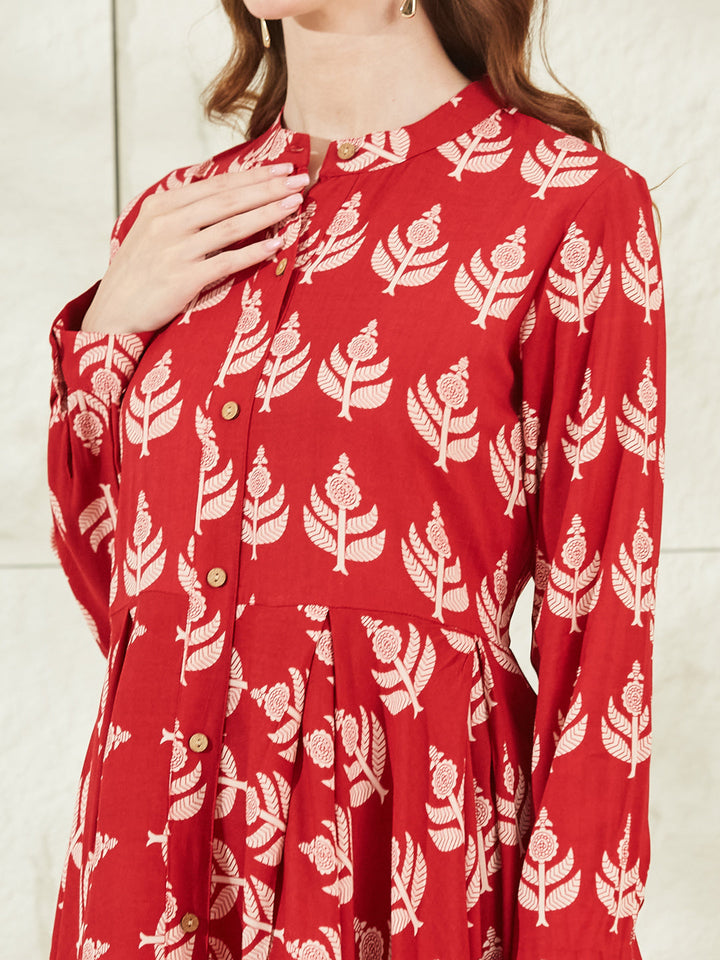 Red Rayon Boat Neck Knee Length Dress