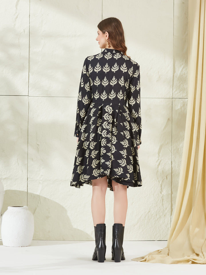 Black Rayon Boat Neck Knee Length Dress