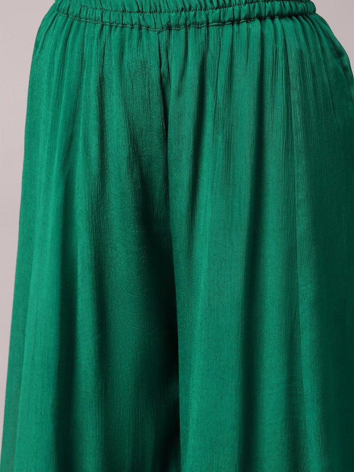 Green-Georgette-Bandhani-Print-3-Piece-Kurta-Set