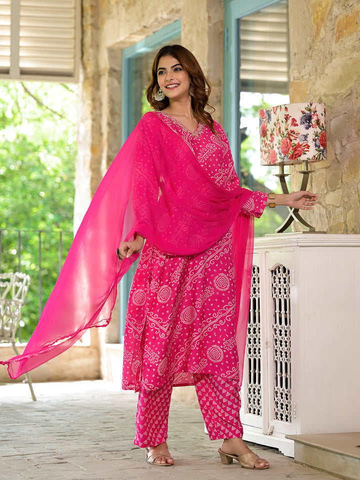 Pink-Muslin-Bandhni-Printed-Zari-Work-3-Piece-Kurta-Set