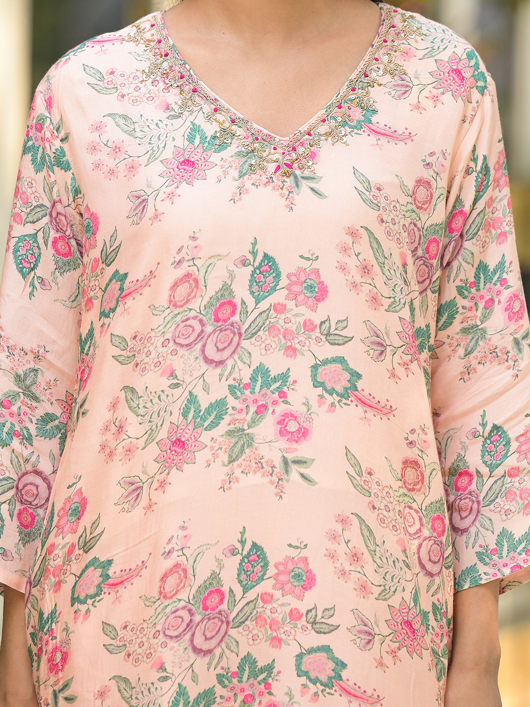 Peach-Muslin-Floral-Print-Straight-3-Piece-Kurta-Set