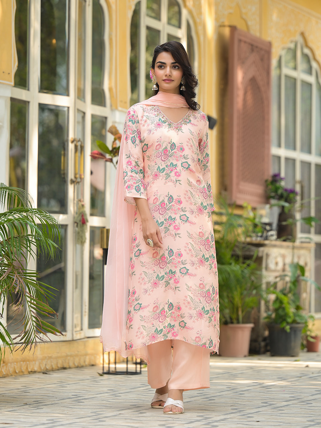 Peach-Muslin-Floral-Print-Straight-3-Piece-Kurta-Set
