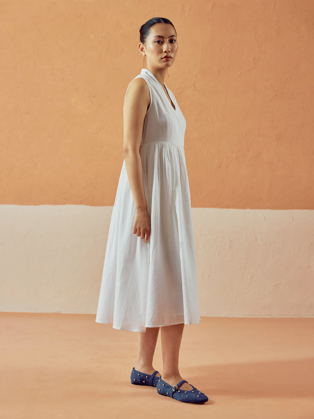 White Solid Linen Maxi Dress