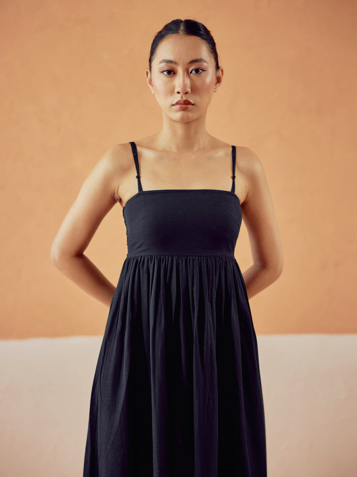Black Solid Linen Maxi Dress