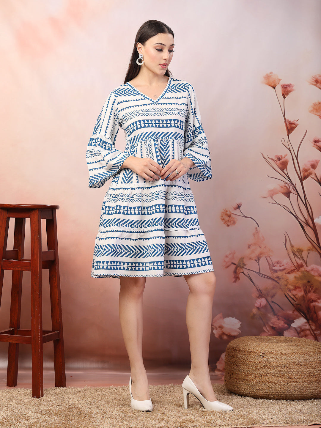 Blue-Rayon--Geometri-Printed-Tiered-Midi-dress
