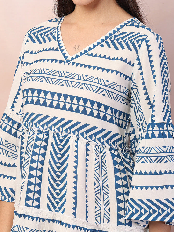 Blue-Rayon--Geometri-Printed-Tiered-Midi-dress