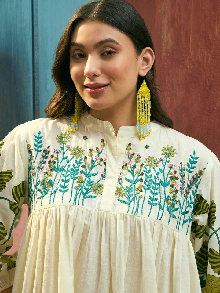 Green Solid Embroidered Rayon Tiered Dress