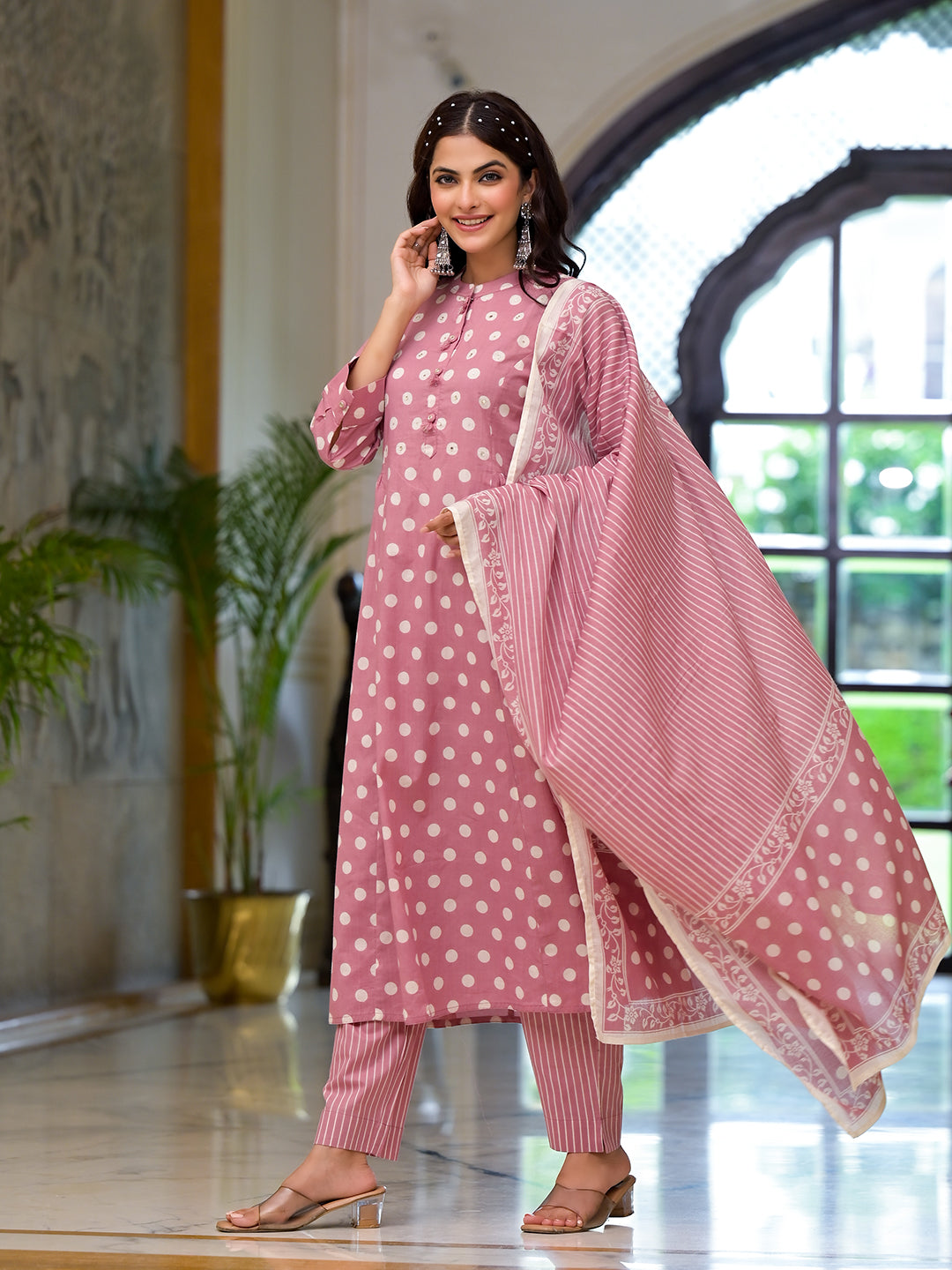 Light-Pink-Cotton-Straight-3-Piece-Kurta-Set