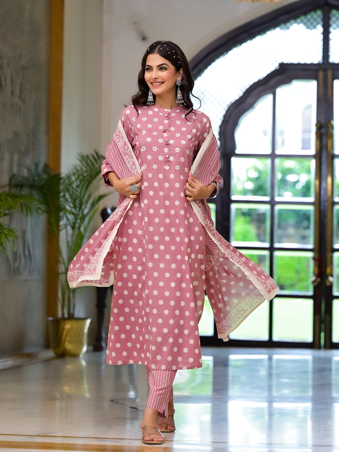 Light-Pink-Cotton-Straight-3-Piece-Kurta-Set