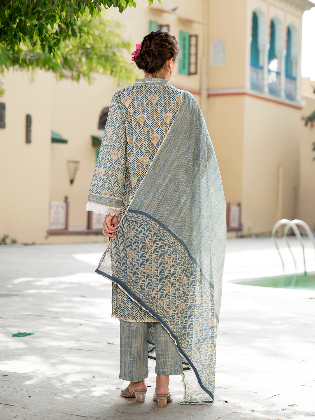 Grey-Cotton-Floral-Print-Pure-Straight-3-Piece-Kurta-Set