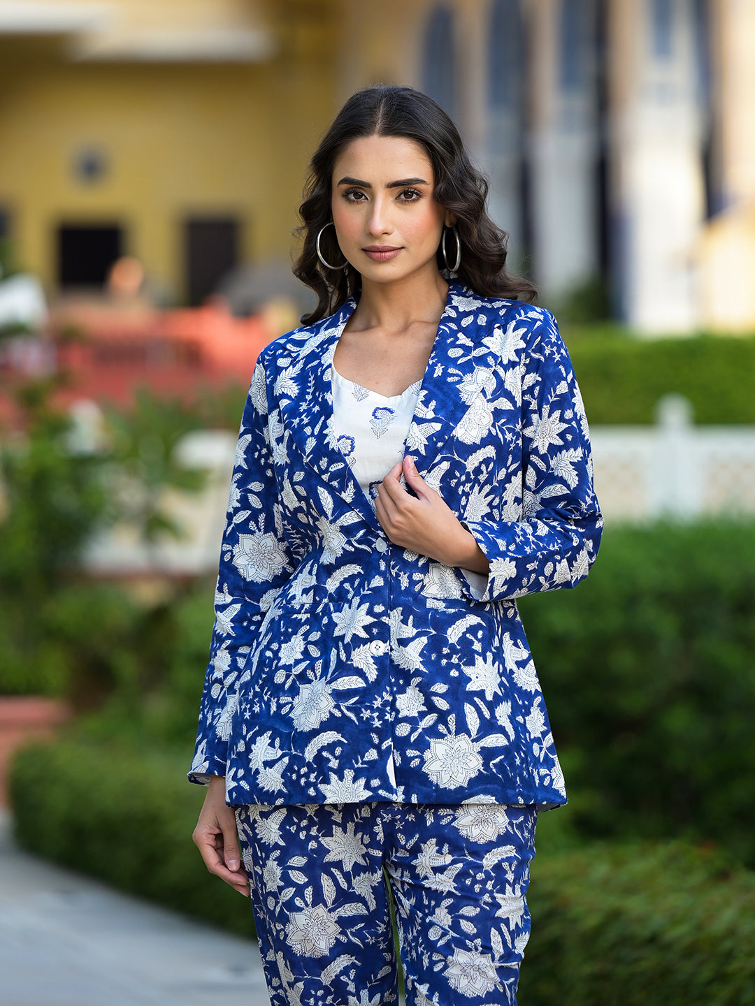 Blue-&-White-Cotton-Floral-Handblock-Print-Co-Ord-Set