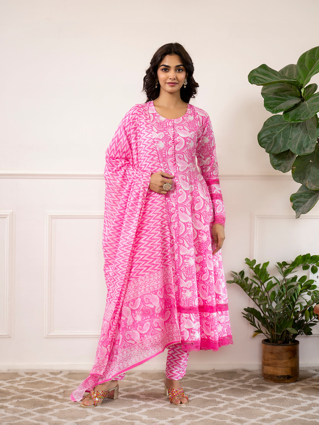 Pink-Cotton-Floral-Print-3-Piece-Anarkali-Set