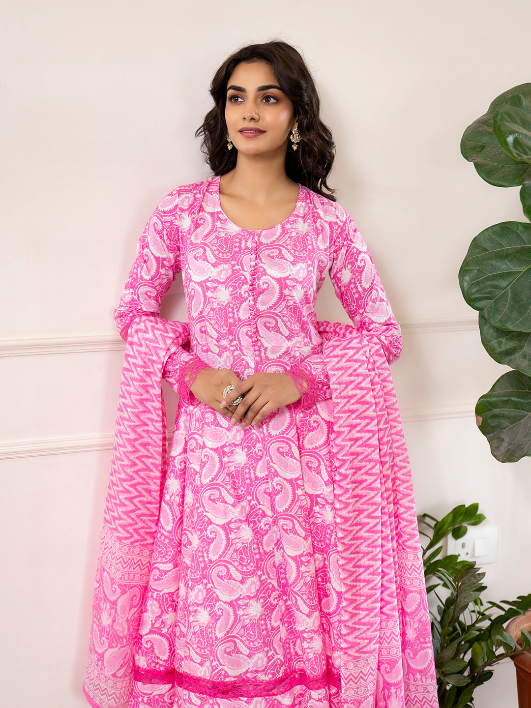 Pink-Cotton-Floral-Print-3-Piece-Anarkali-Set