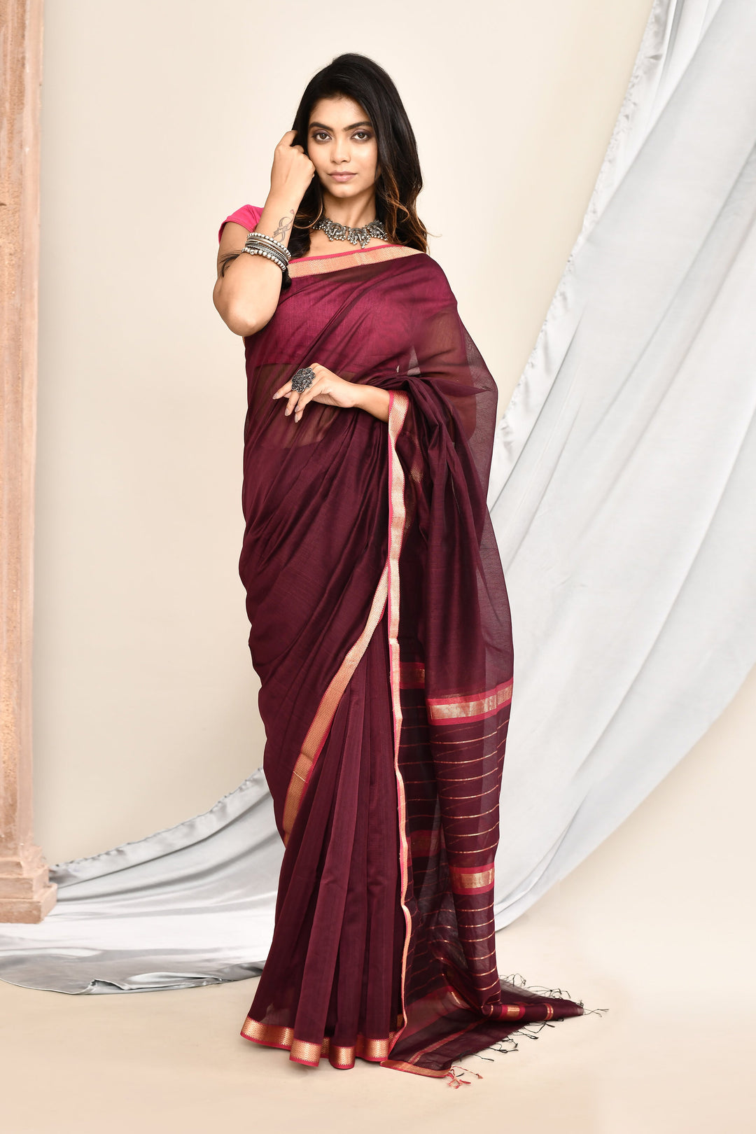 Dark-Maroon-Maheshwari-Golden-Border-Stripes-Saree