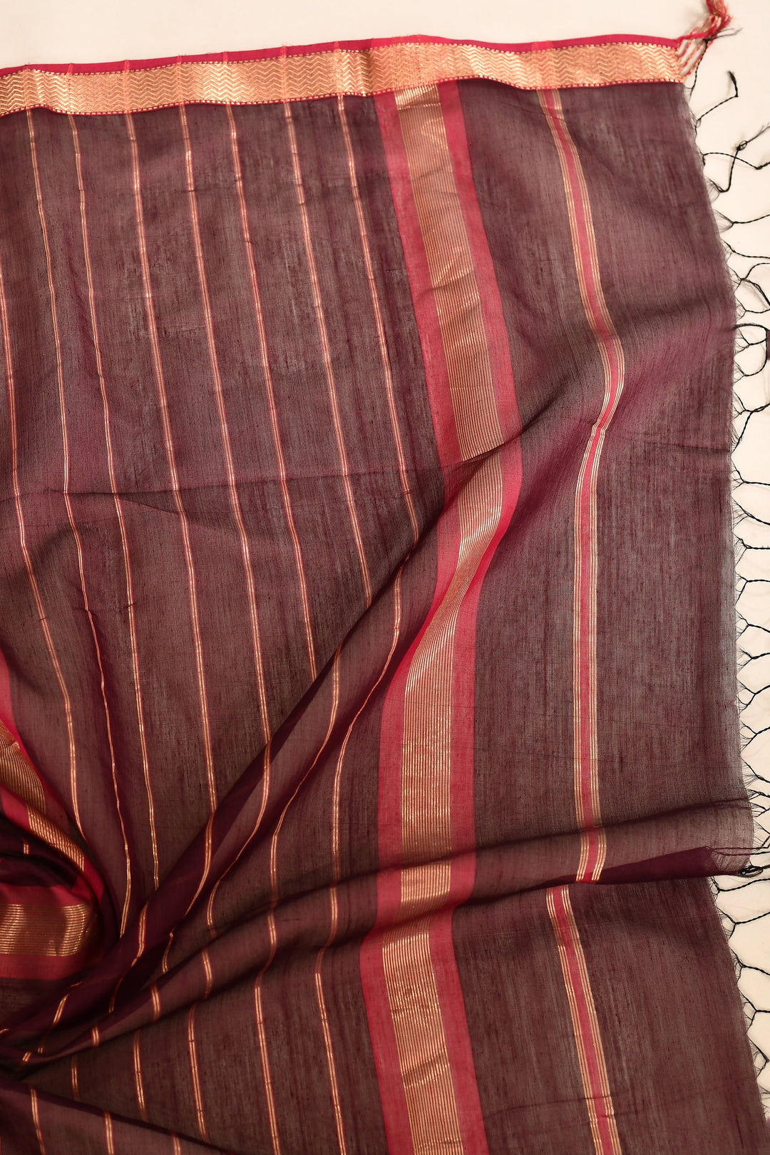 Dark-Maroon-Maheshwari-Golden-Border-Stripes-Saree