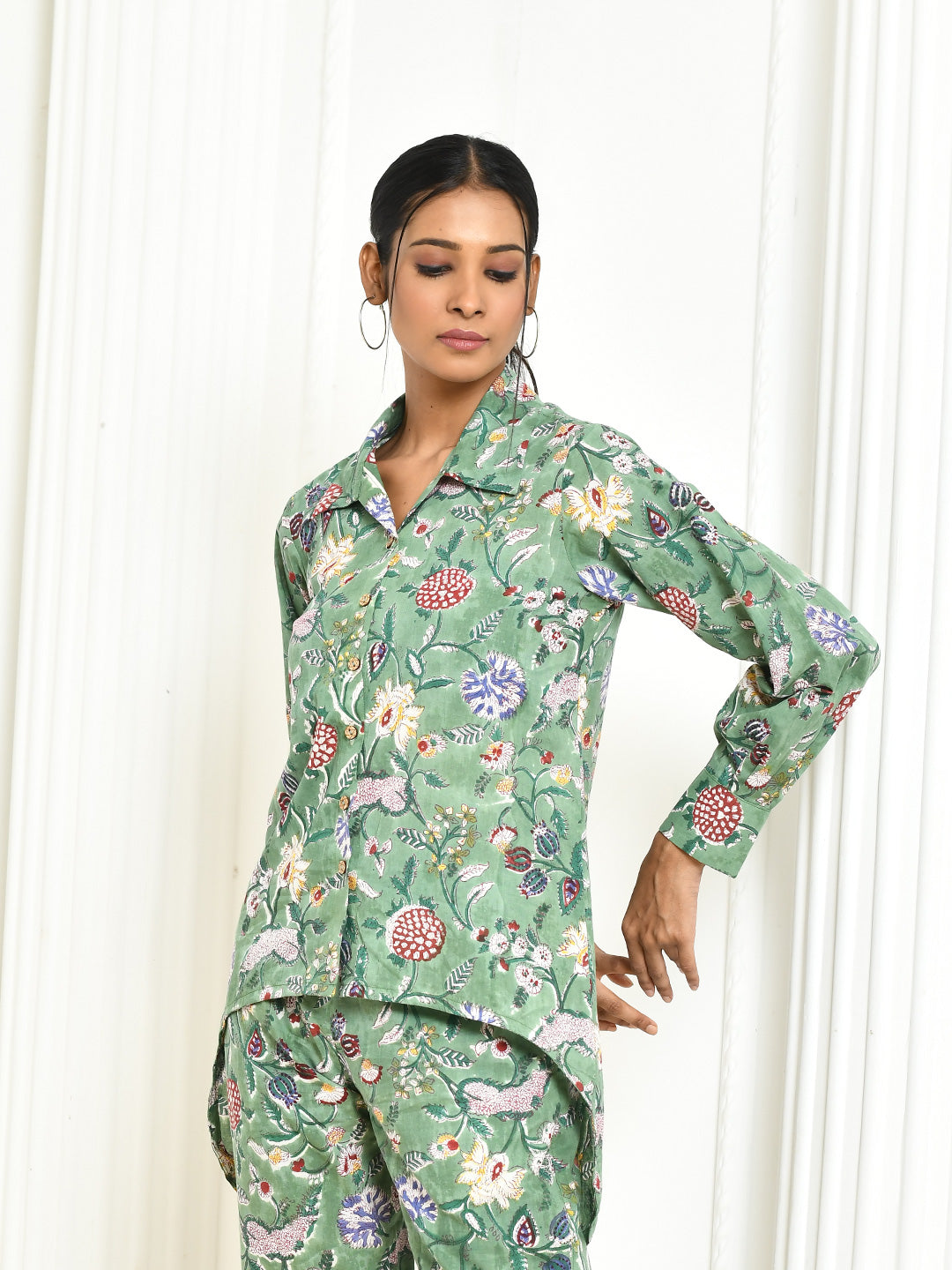 ZERESOUQ-Dhanvi-Green-Cotton-Handprinted-Shirt