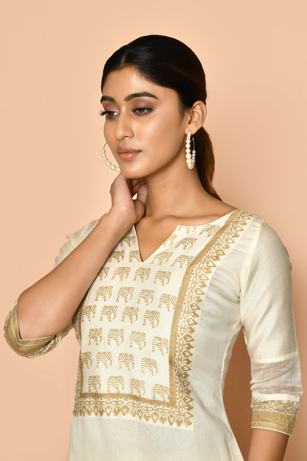 ZERESOUQ-Elly-Ivory-Handloom-Maheshwari-Silk-Kurta-Set