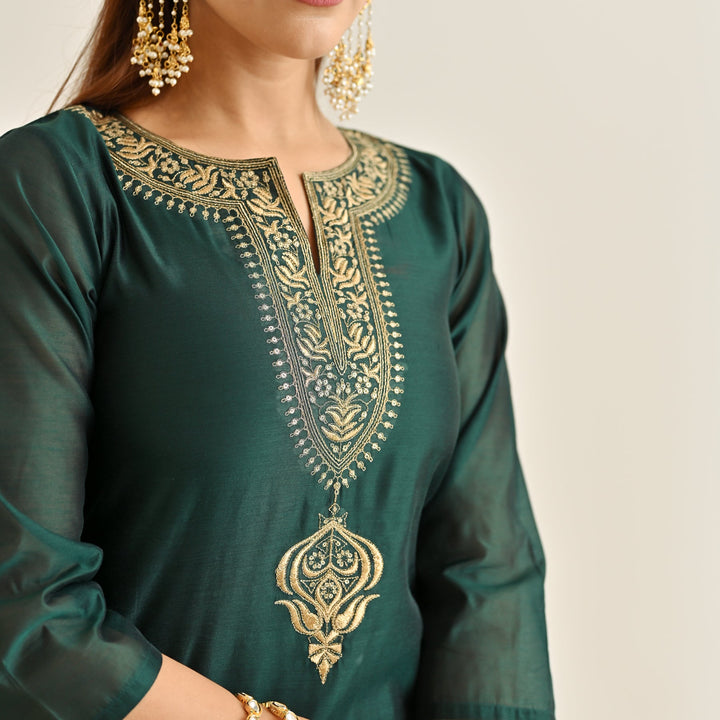 Emerald-Green-Poly-Chanderi-Yoke-Detail-Straight-3-Piece-Kurta-Set