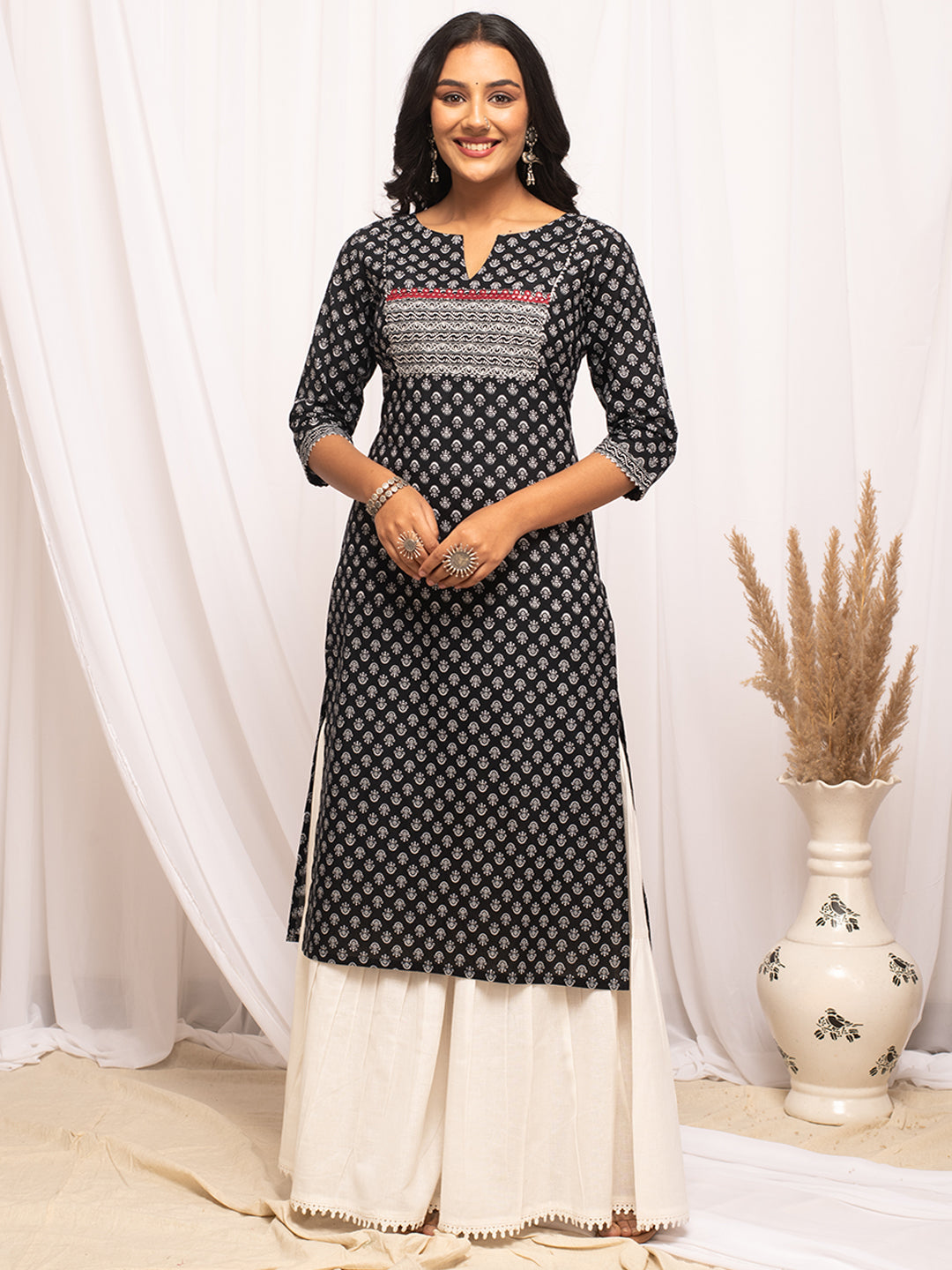 Black-Cotton-Floral-Print-Straight-Kurta