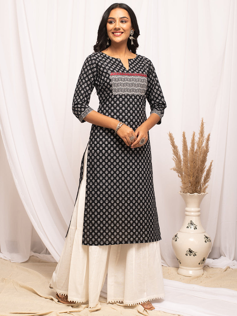 Black-Cotton-Floral-Print-Straight-Kurta