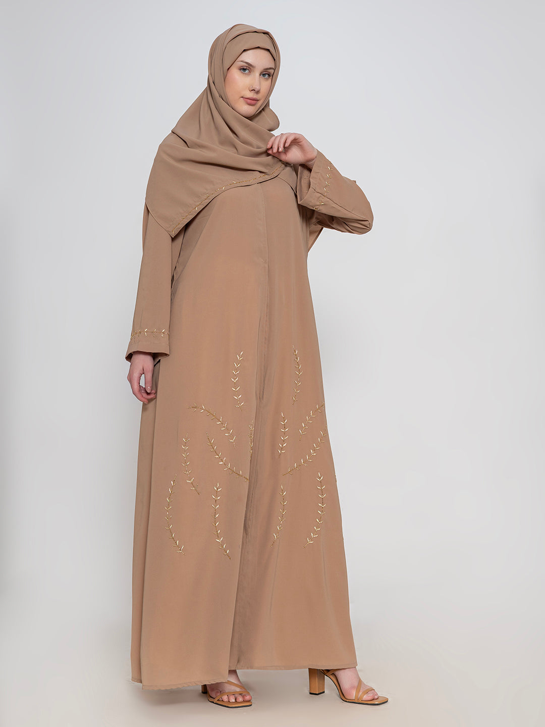 Fawn-100%-Polyester-Embroidered-Abaya-With-Scarf