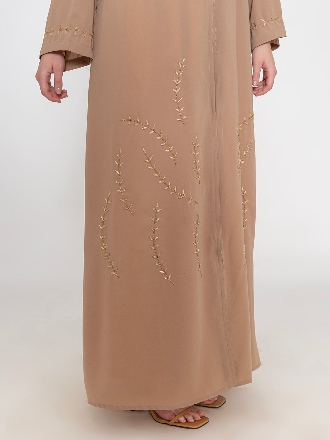 Fawn-100%-Polyester-Embroidered-Abaya-With-Scarf