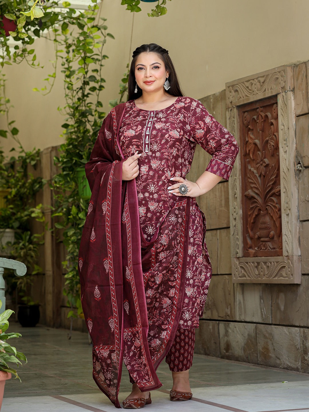 Maroon-Cotton-Plus-Size-Gotta-Patti-3-Piece-Kurta-Set