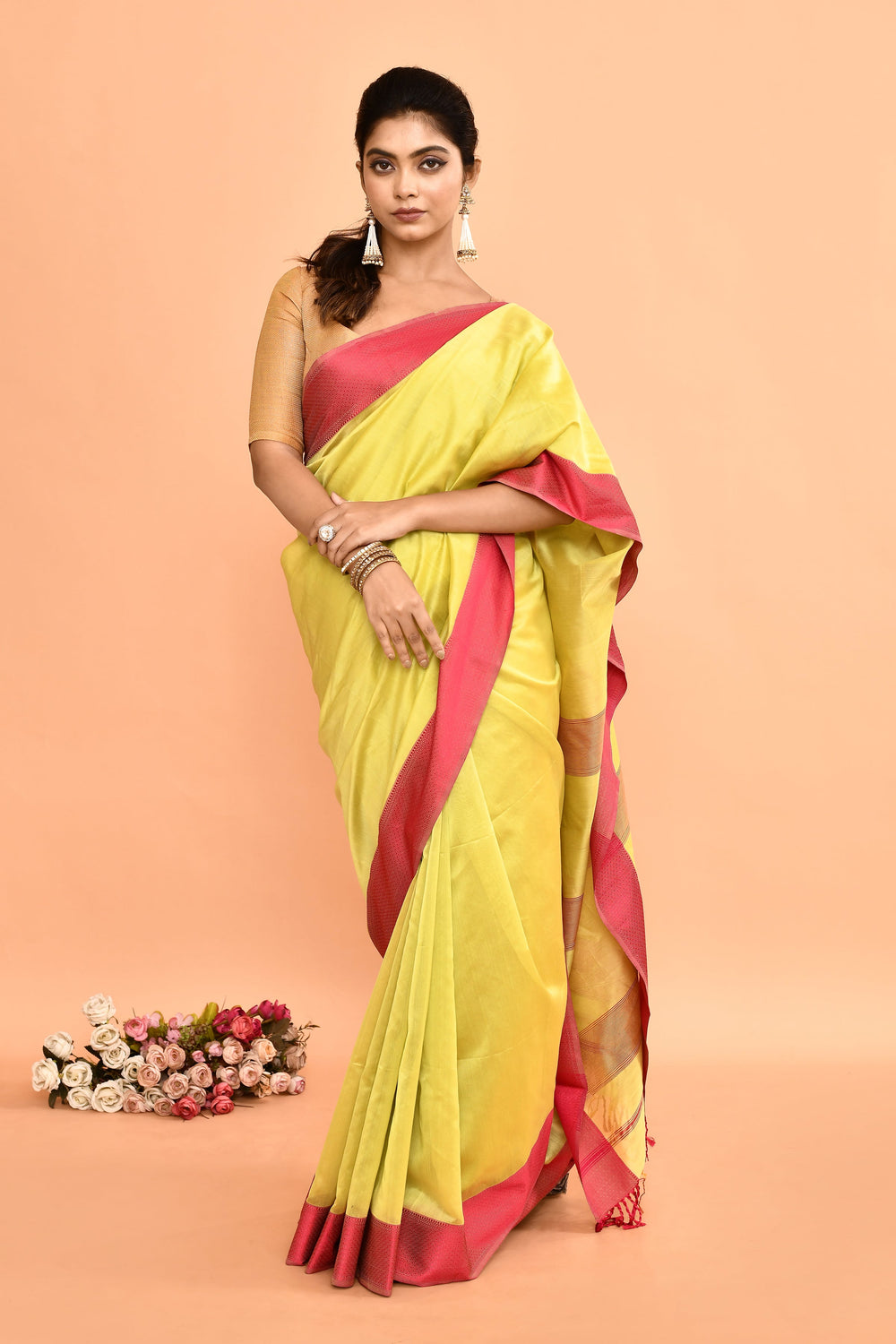 ZERESOUQ-Fluorescent-Green-Maheshwari-Saree-With-Contrast-Resham-Border