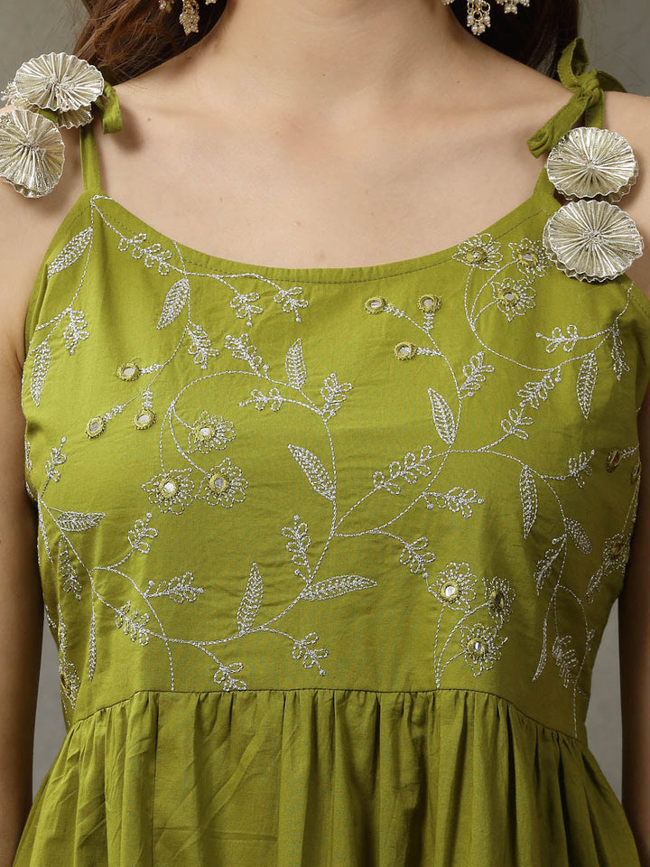 Green-Cotton-Embroidered-Tiered-2-Piece-Kurta-Set