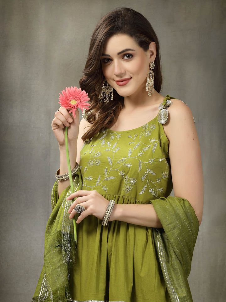 Green-Cotton-Embroidered-Tiered-2-Piece-Kurta-Set