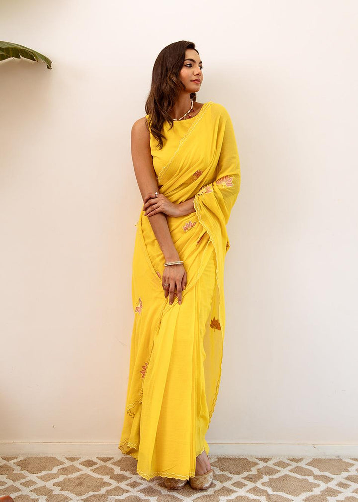 Gayatri-Yellow-Embossed-Embroidered-Pre-Draped-Saree