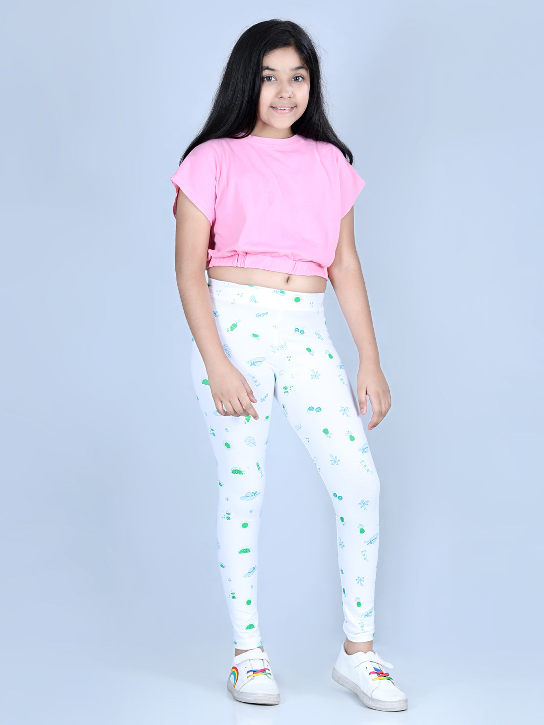 Girls White Cotton Lycra Holiday Inspired Printed Leggings