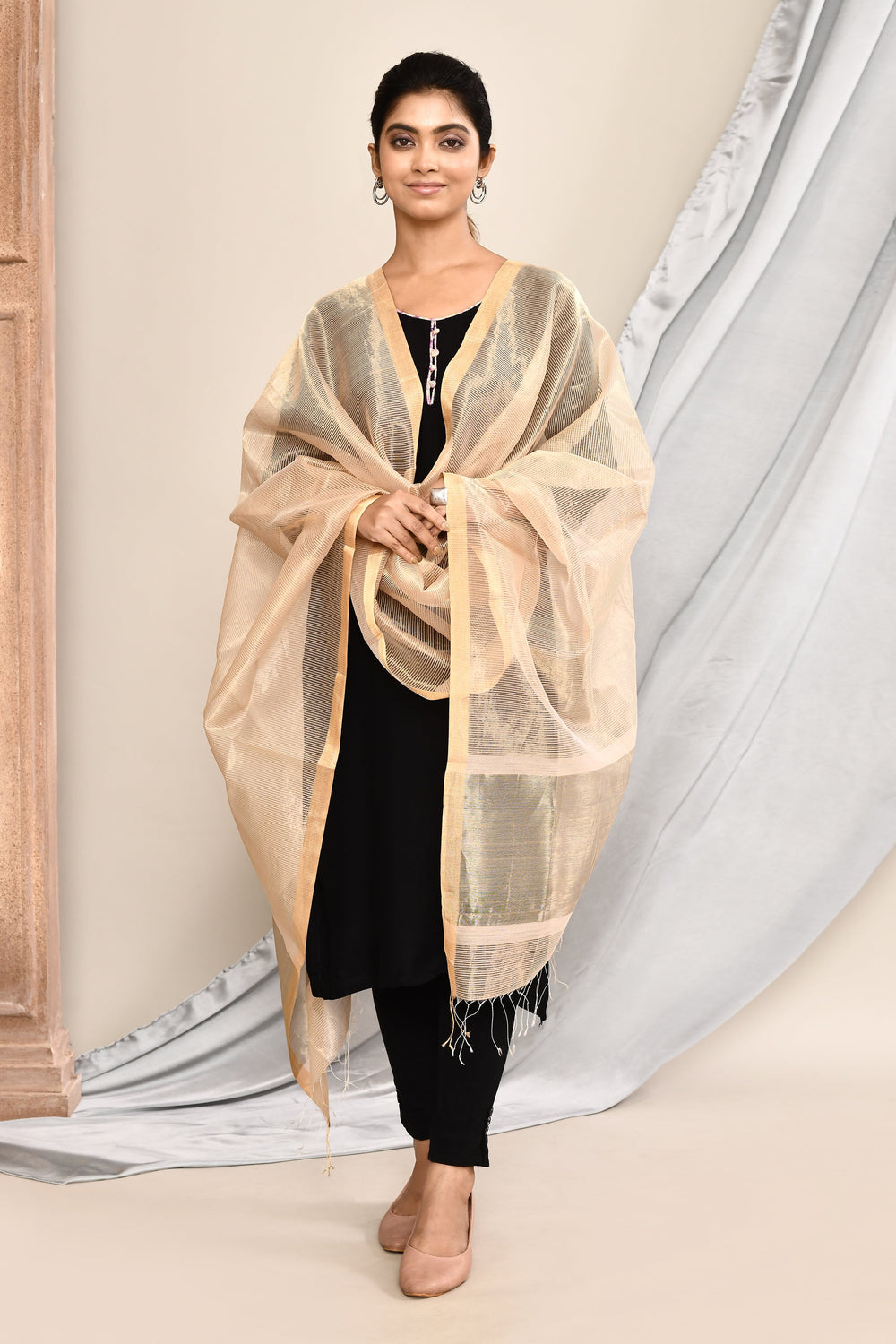 ZERESOUQ-Golden-Maheshwari-Solid-Dupatta