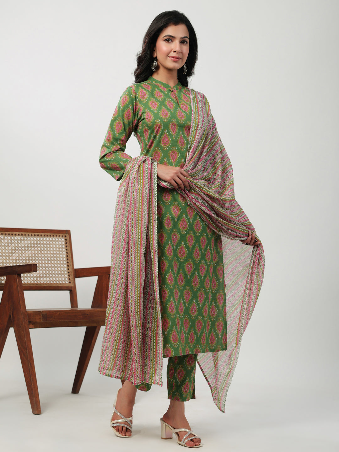 Green-Cambric-Straight-3-Piece-Kurta-Set