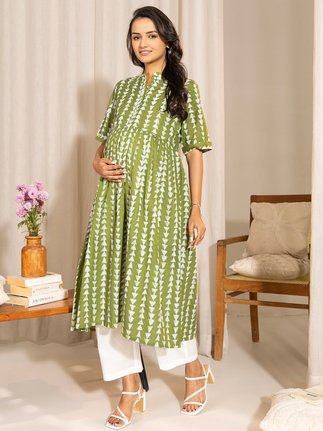 Green-Cotton-Gathered-Maternity-Kurta