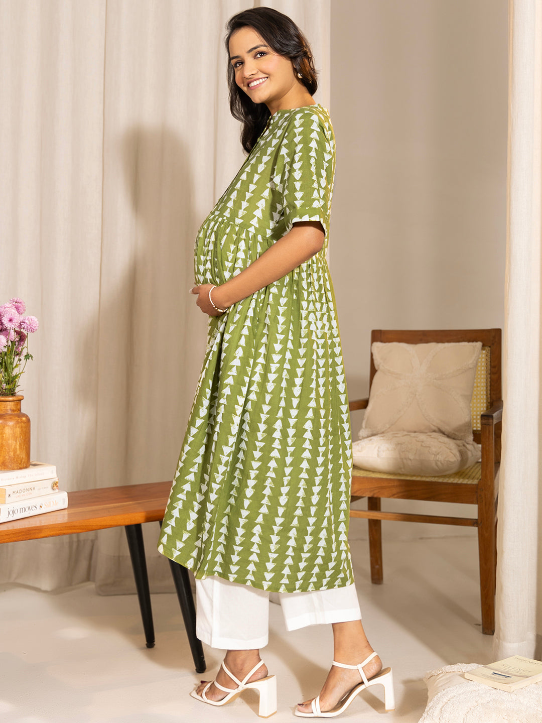 ZERESOUQ-Green-Cotton-Gathered-Maternity-Kurta