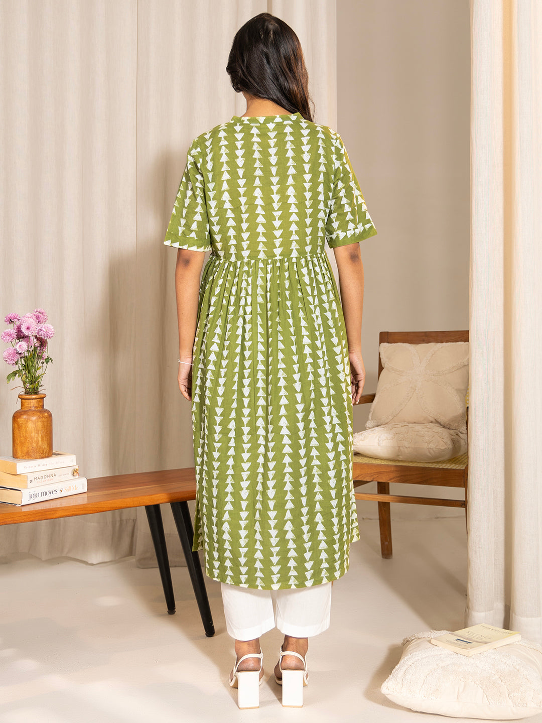 Green-Cotton-Gathered-Maternity-Kurta