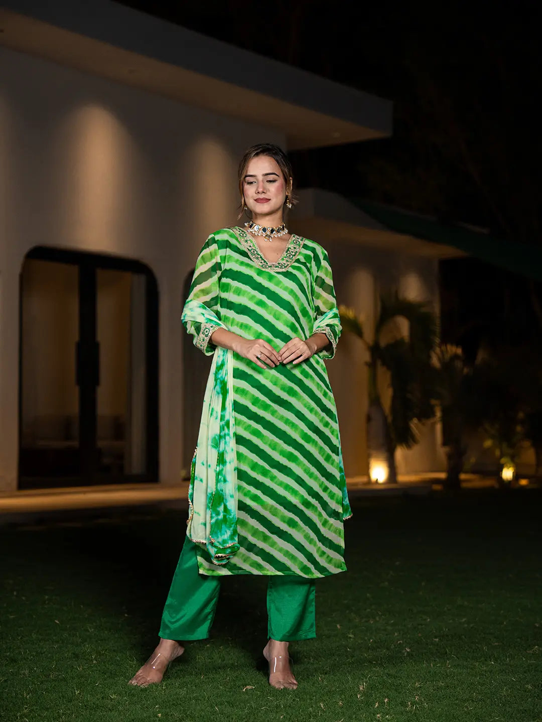 Green-Poly-Georgette-Leheriya-Print-3-Piece-Kurta-Set