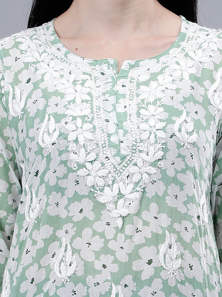 Green-Mulmul-Embroidered-Chikankari-Short-Tunic