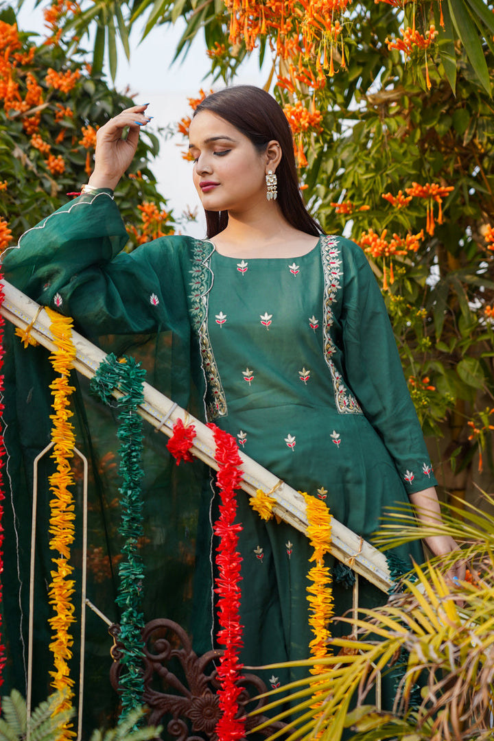 Green-Musline-Silk-Embroidery-3-Piece-Anarkali-Set