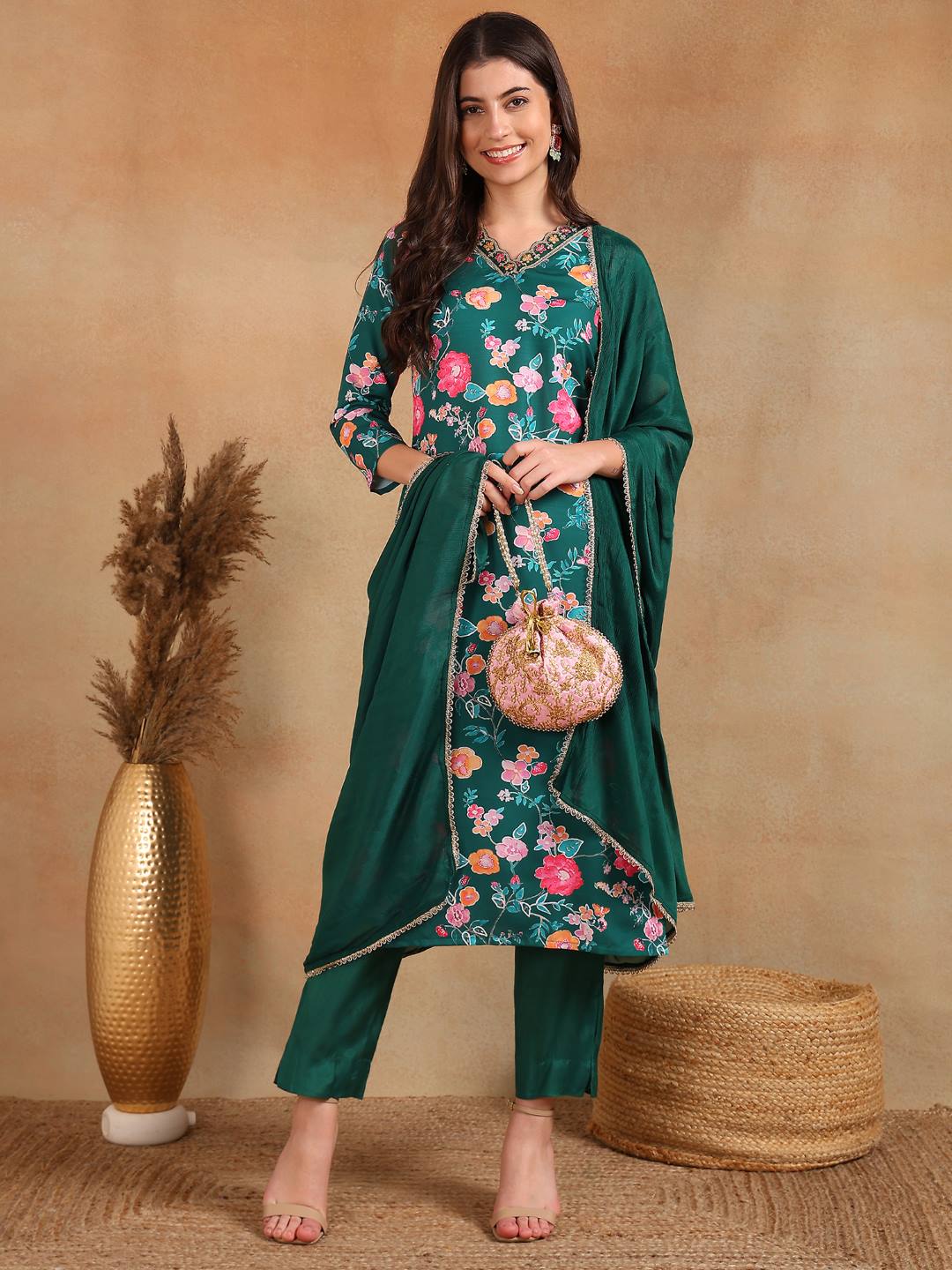 Green-Polyester-Floral-Printed-Straight-3-Piece-Kurta-Sets