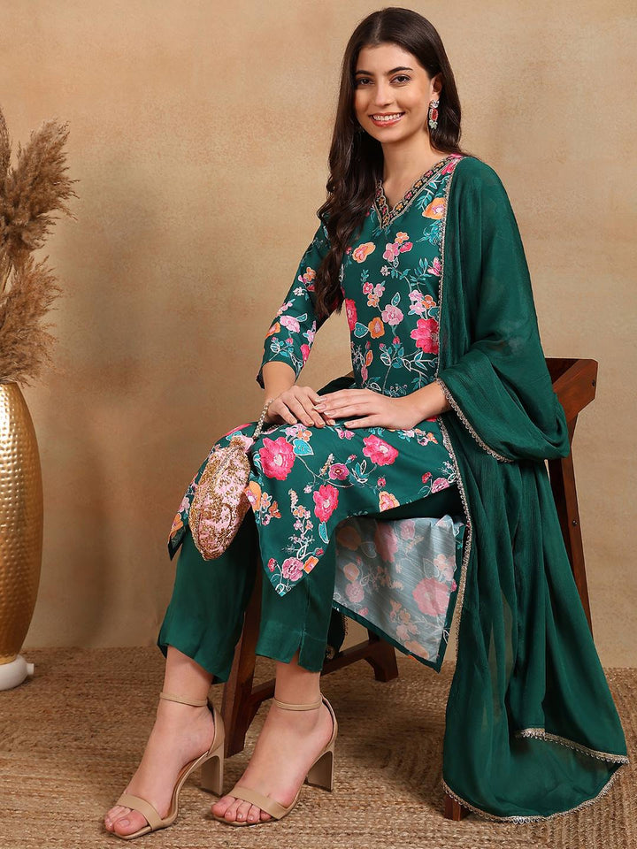 Green-Polyester-Floral-Printed-Straight-3-Piece-Kurta-Sets