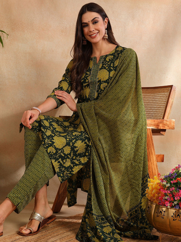 Green-Rayon-Blend-Floral-Print-Straight-3-Piece-Kurta-Set