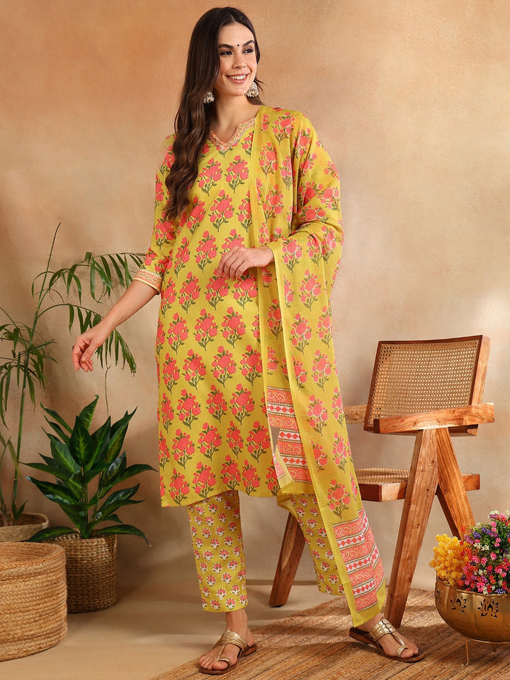 Green-Rayon-Blend-Floral-Printed-Straight-3-Piece-Kurta-Set