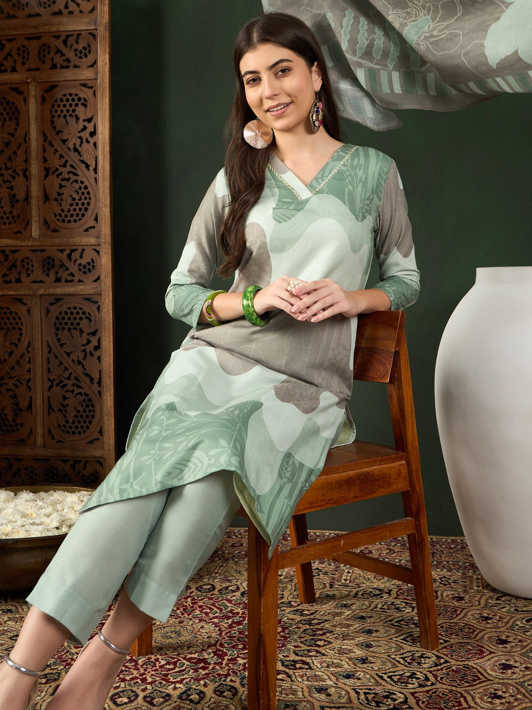 Green-Silk-Blend-Abstract-Printed-3-Piece-Kurta-Set