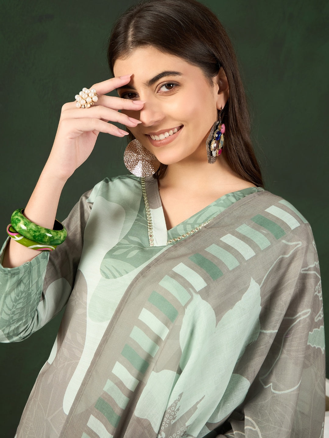 Green-Silk-Blend-Abstract-Printed-3-Piece-Kurta-Set