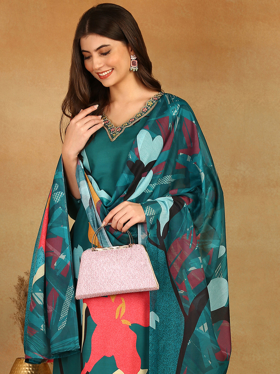 Green-Silk-Blend-Floral-Printed-Kurta-Trousers-With-Dupatta