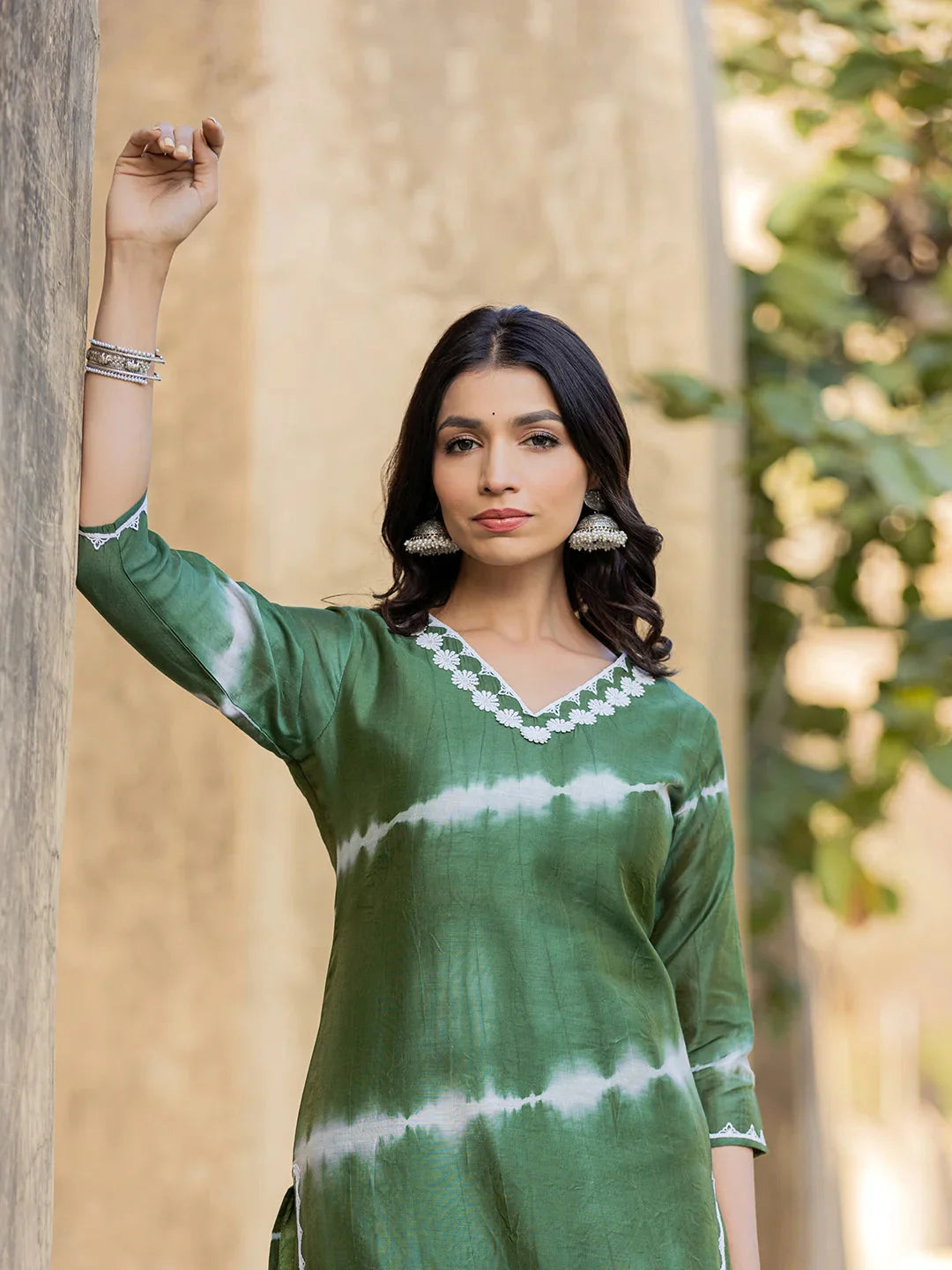 Green-Silk-Blend-Tie-Dye-Lace-Work-Yoke-2-Piece-Kurta-Set